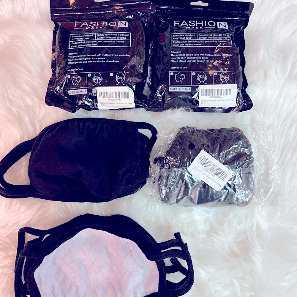 NIB 25 Black Masks